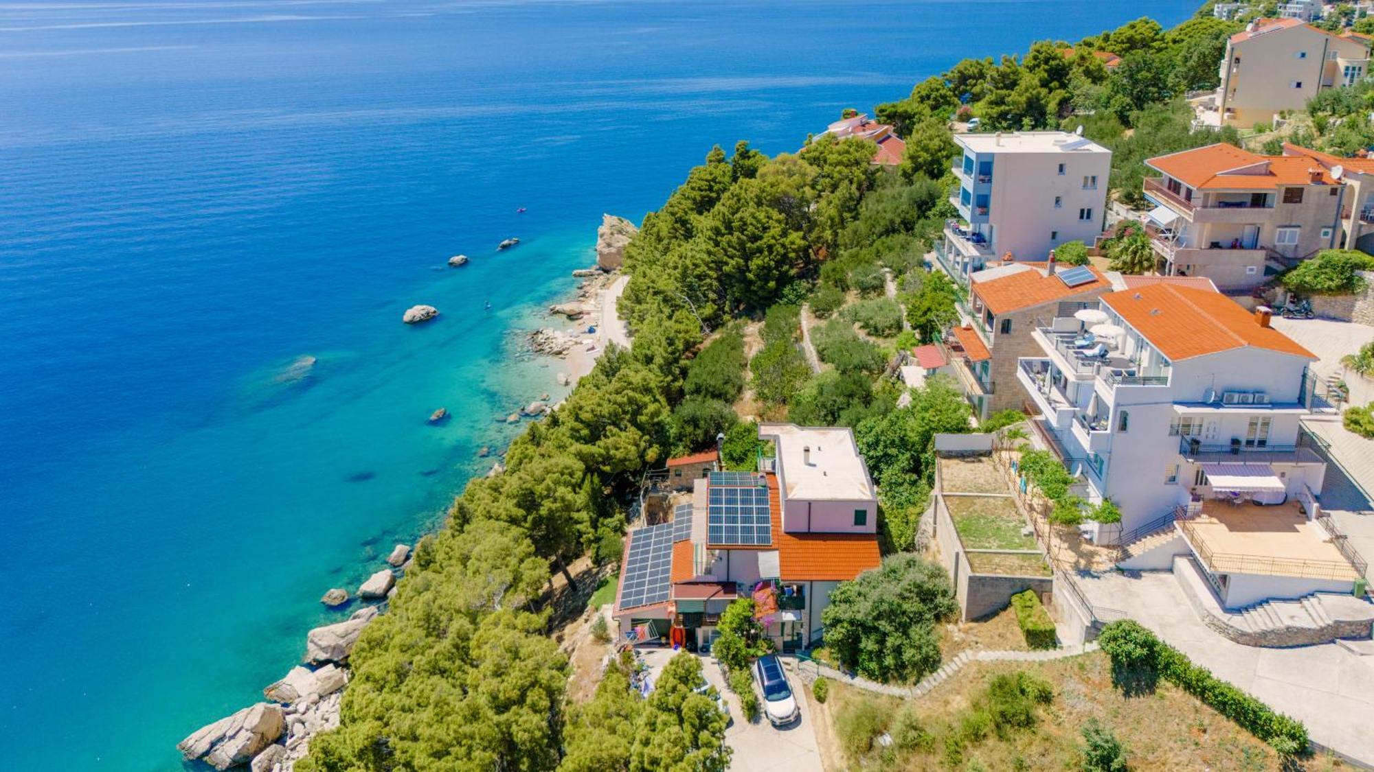 Seaview Apartments Nives Брела Екстериор снимка