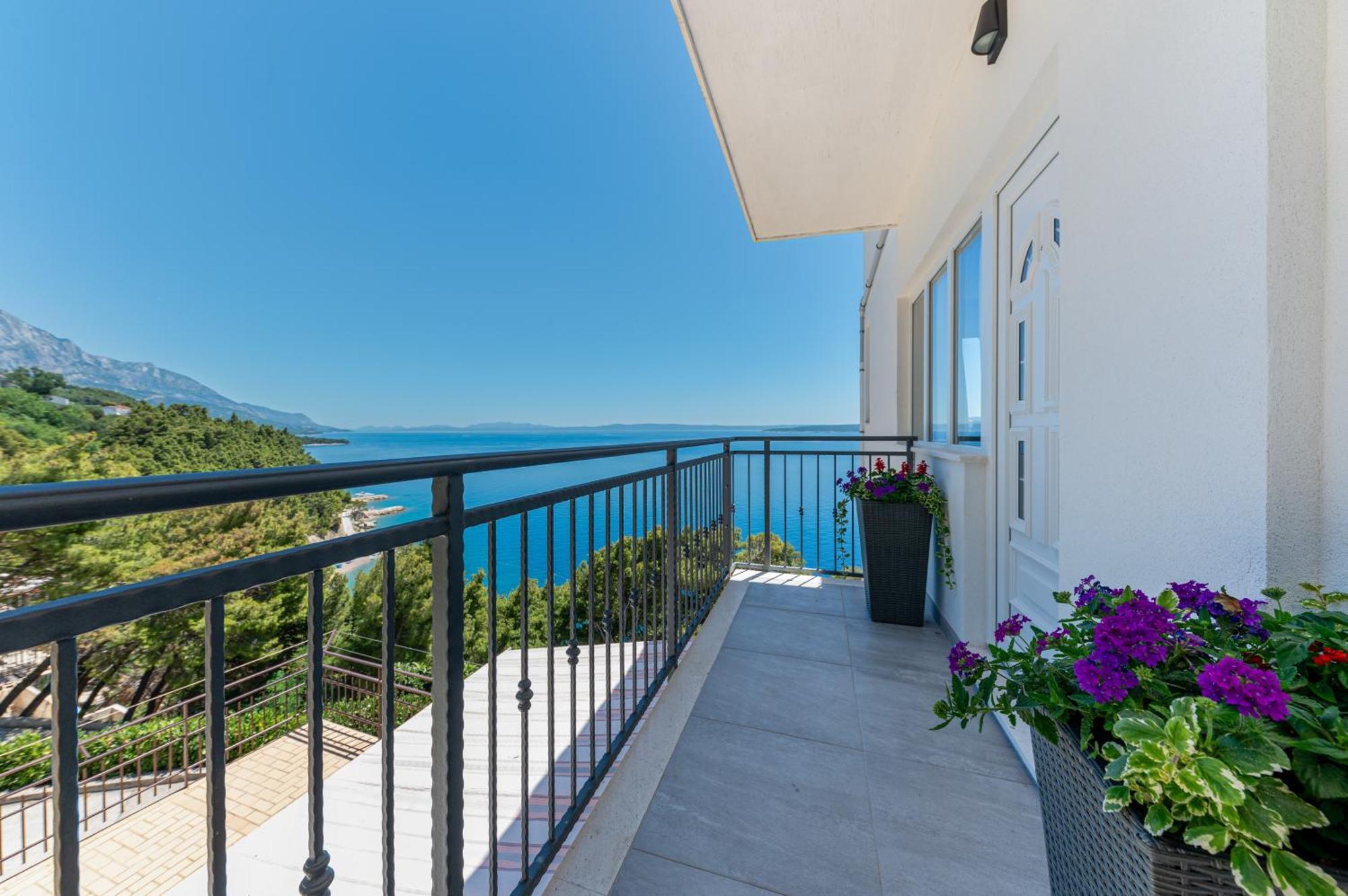 Seaview Apartments Nives Брела Стая снимка