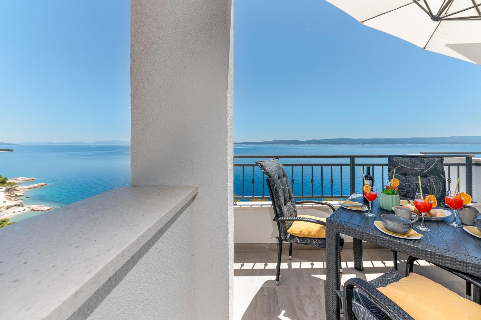 Seaview Apartments Nives Брела Стая снимка