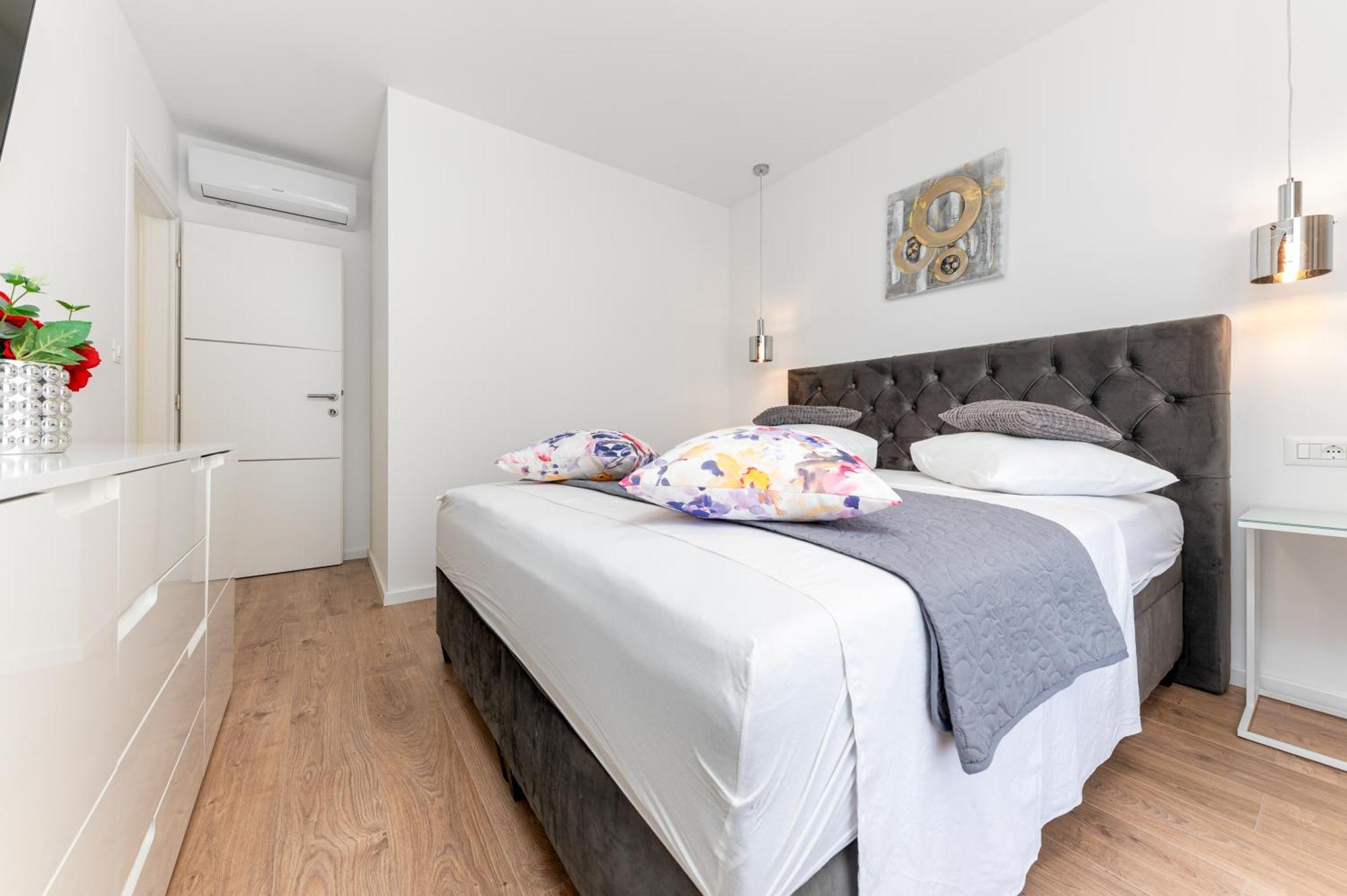 Seaview Apartments Nives Брела Стая снимка