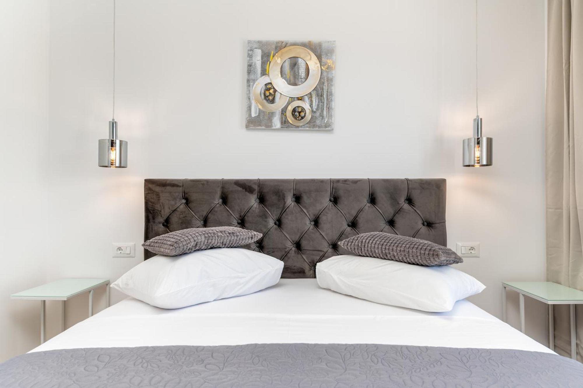Seaview Apartments Nives Брела Екстериор снимка