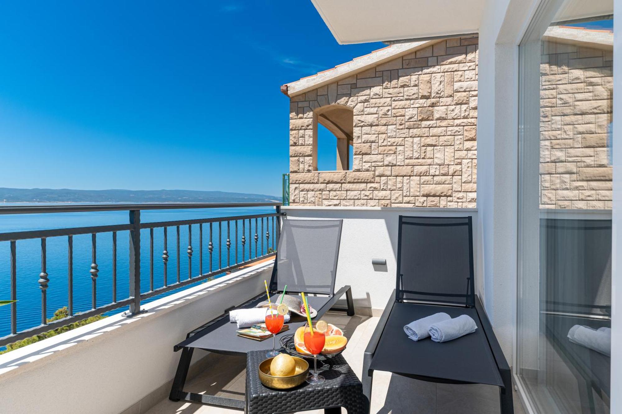 Seaview Apartments Nives Брела Стая снимка