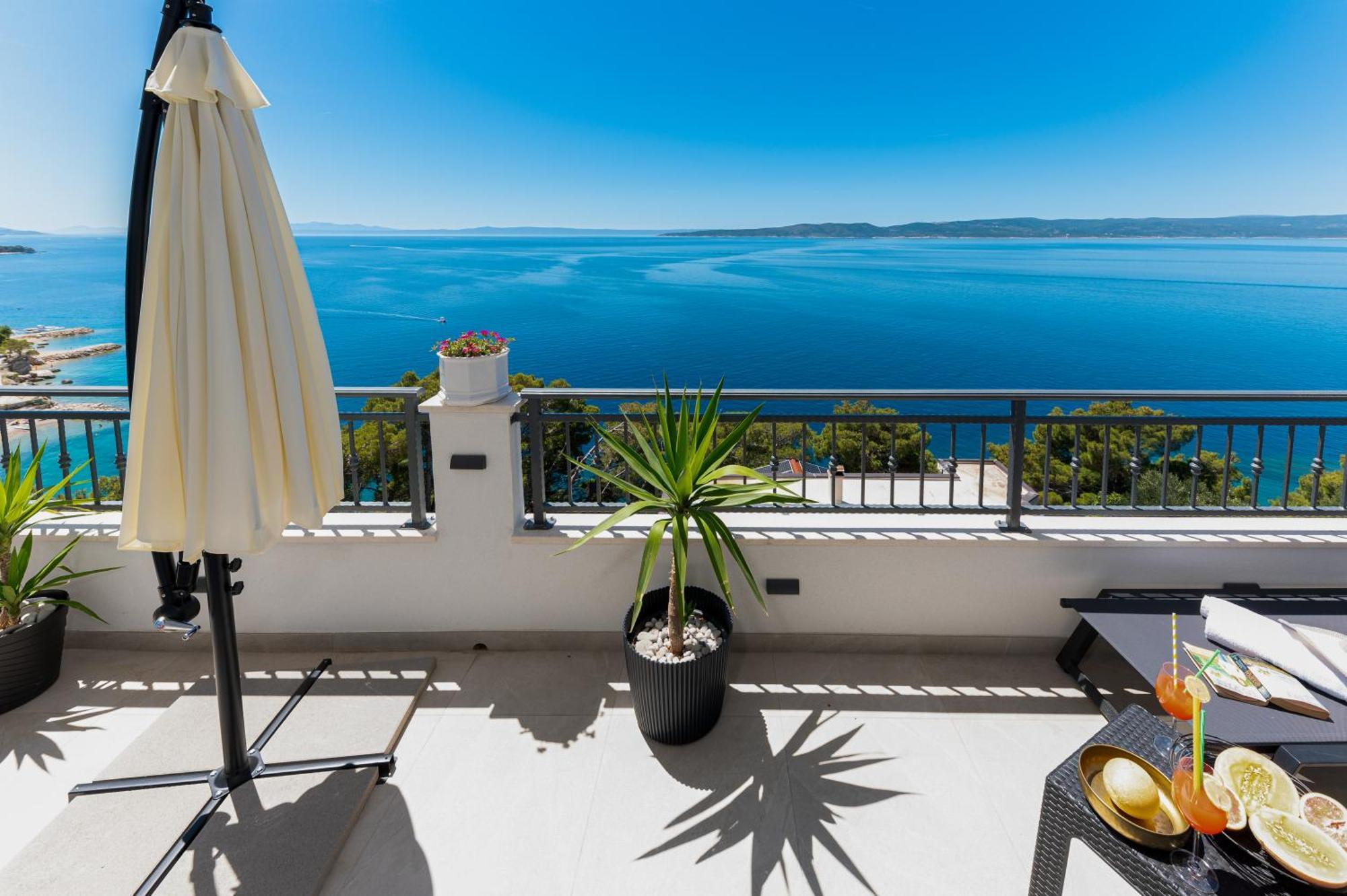 Seaview Apartments Nives Брела Стая снимка