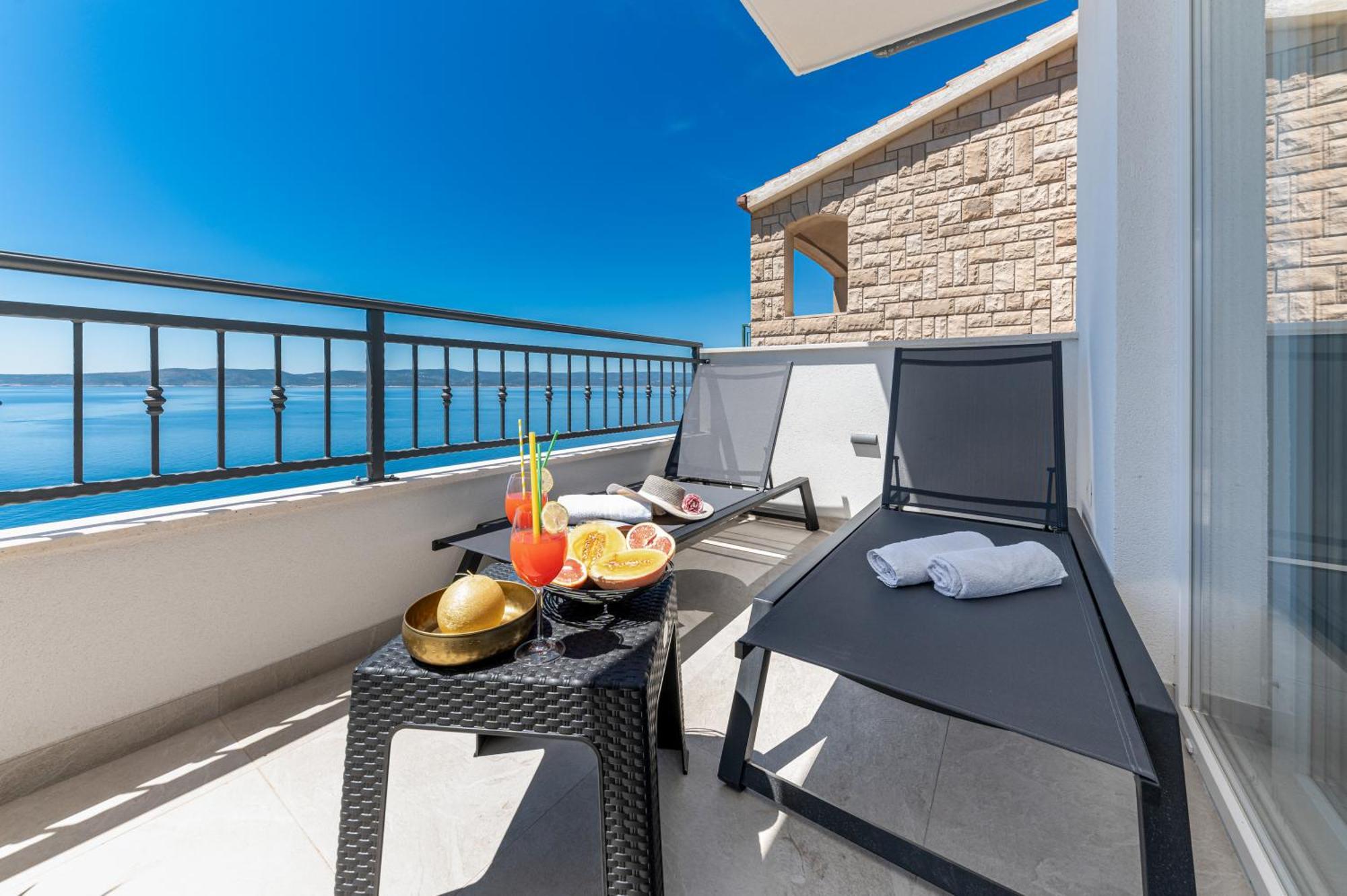Seaview Apartments Nives Брела Стая снимка
