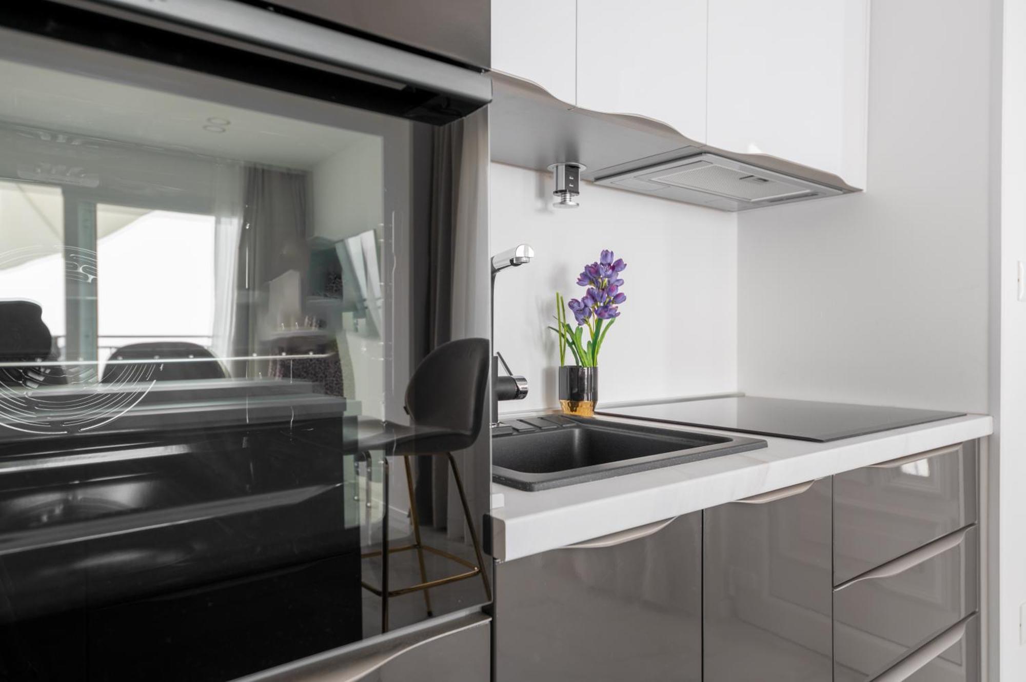 Seaview Apartments Nives Брела Стая снимка